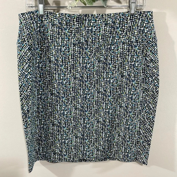 J. Jill The Wearever Collection Smooth Fit Pencil Skirt M Petite - Picture 1 of 12